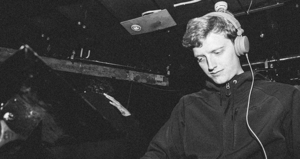 Essentials: “Curry Drinker (Djemba Djemba Remix)” – Cola&nbsp;Splash