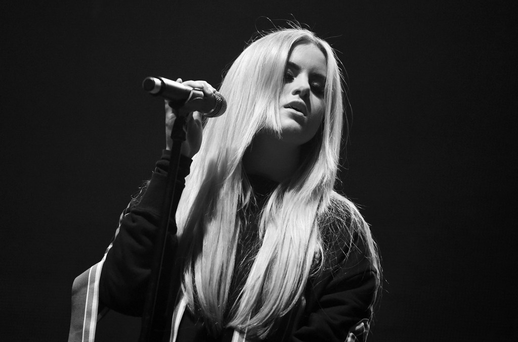 Essentials: “Wishlist” –&nbsp;Kiiara