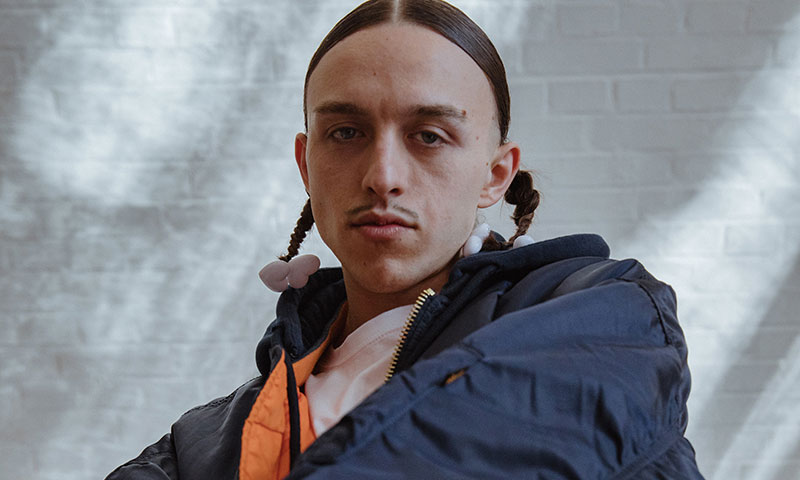 Cash Only Bars: A Boozy Review of Tommy Cash’s ¥€$