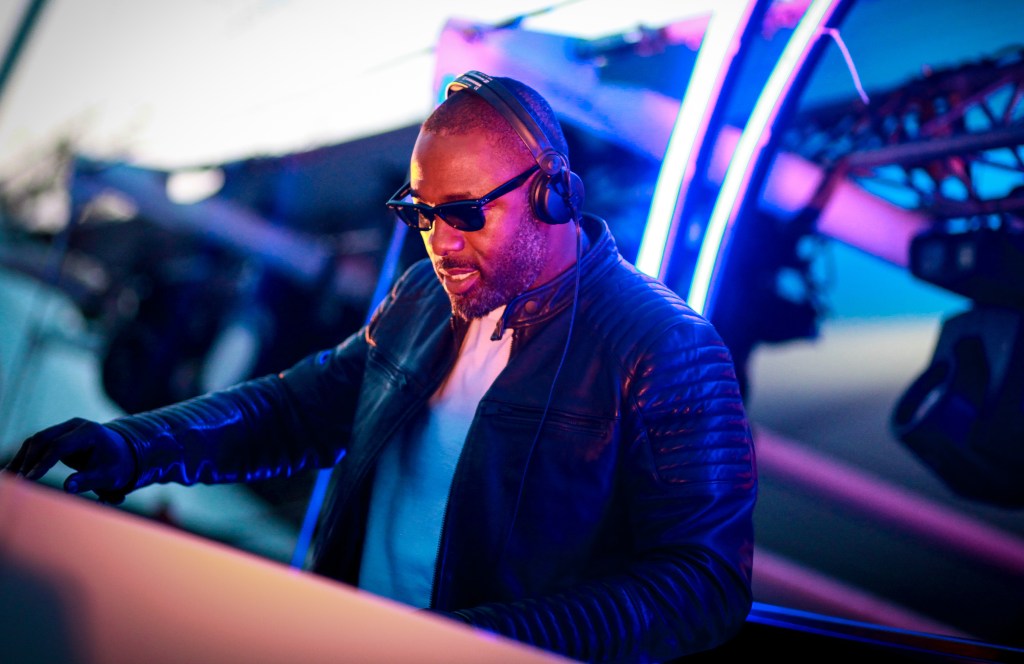 Idris Elba Gets Funky In Elrow London DJ&nbsp;Set