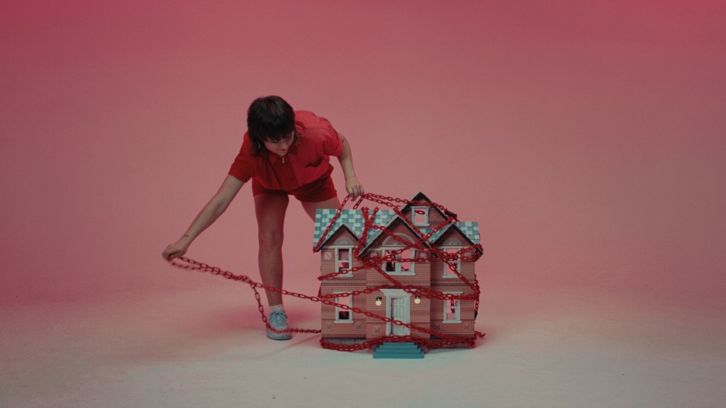 Essentials: “Vigilant” – Laura Holliday